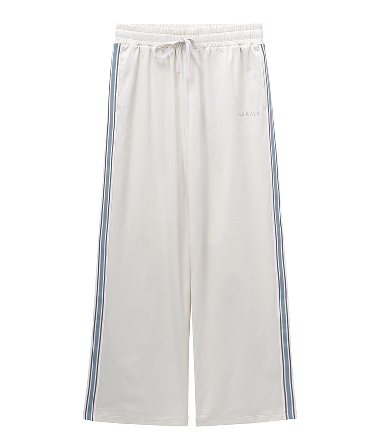 ライトベージュ