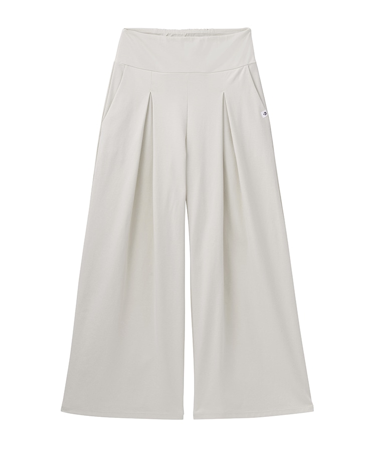 ライトベージュ