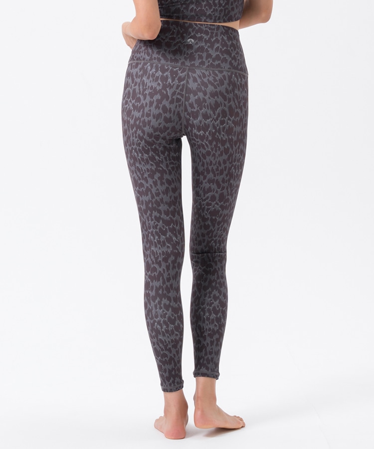 ブラックレオパード