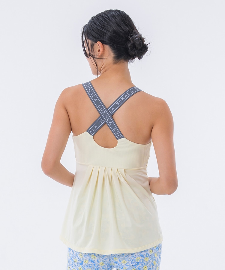 ペールイエロー