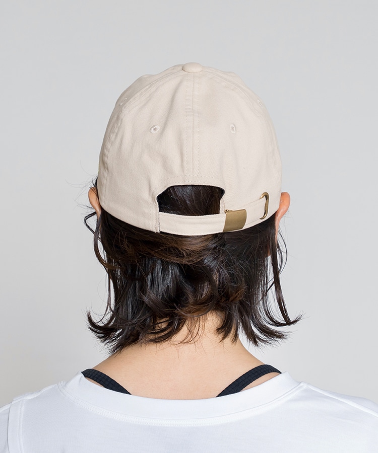 ライトベージュ