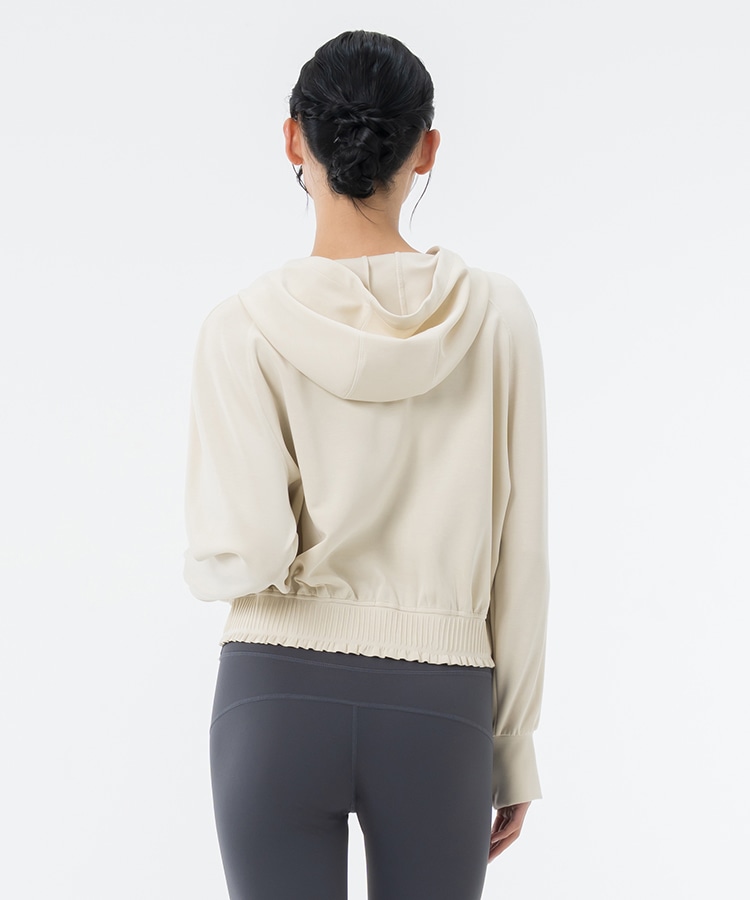 ライトベージュ