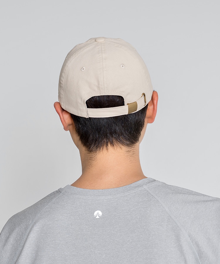 ライトベージュ