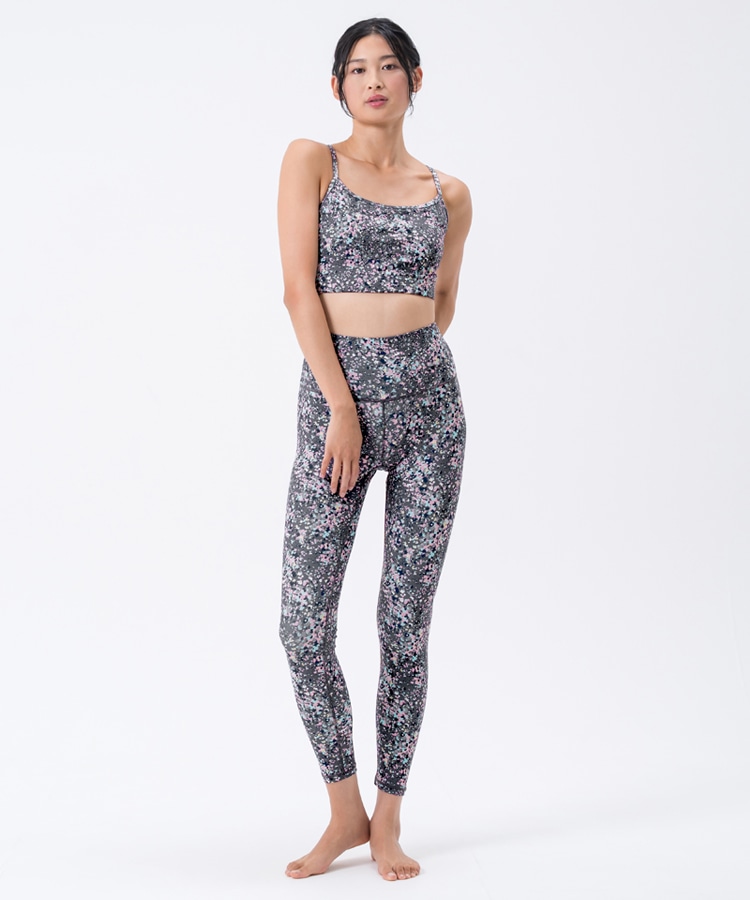 スモークピンク