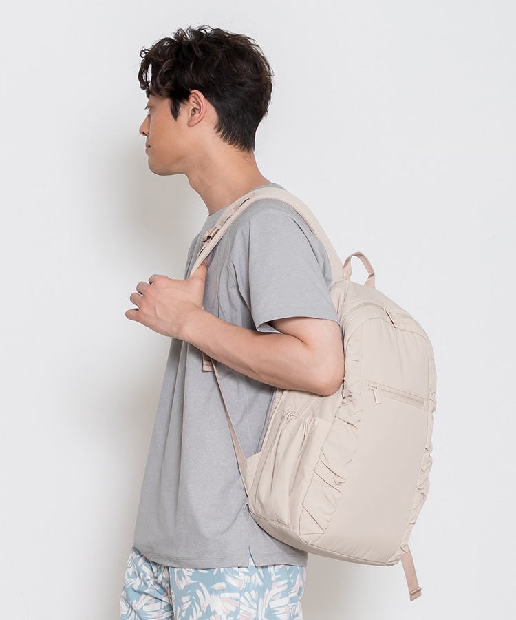 サンドベージュ