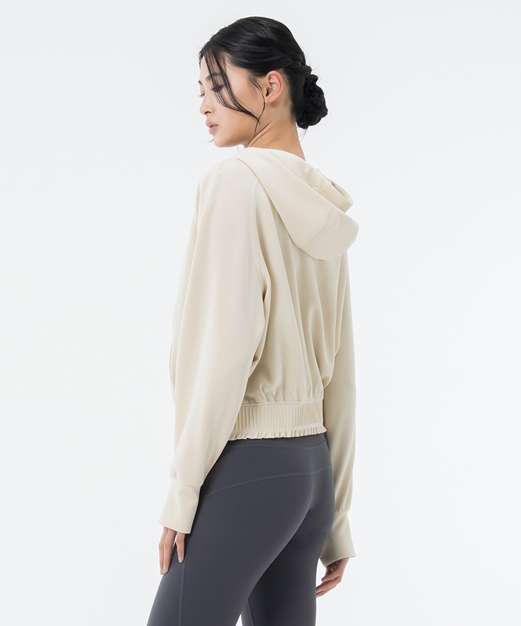 ライトベージュ