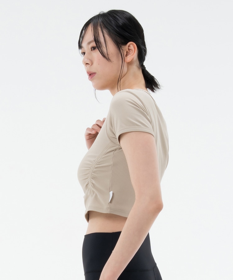 スモークベージュ