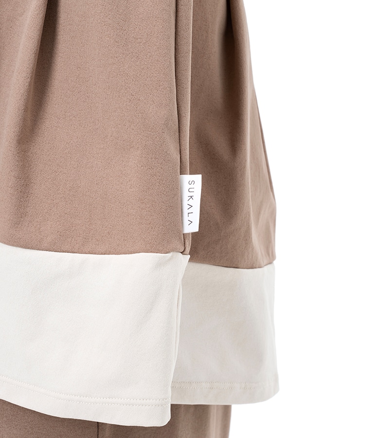 ライトベージュ