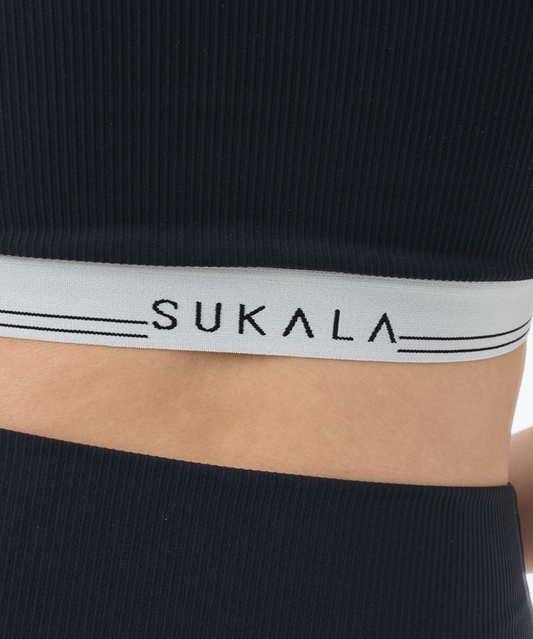 スモークピンク