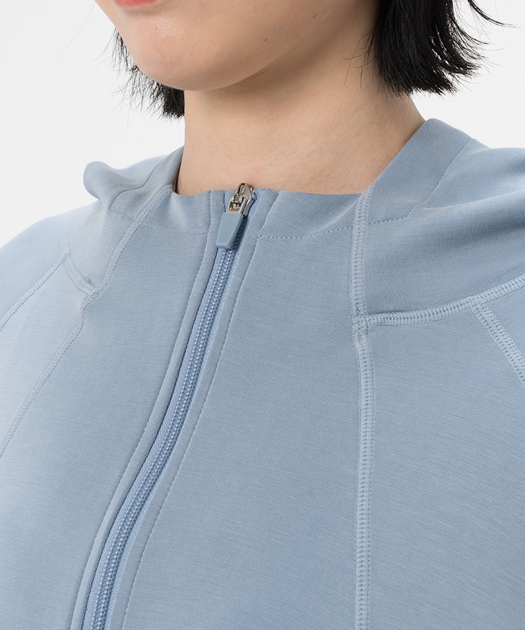 ライトベージュ