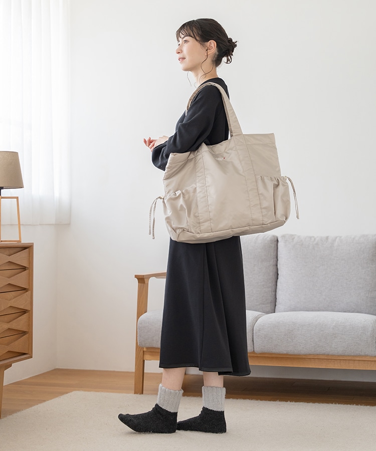 ネイビー