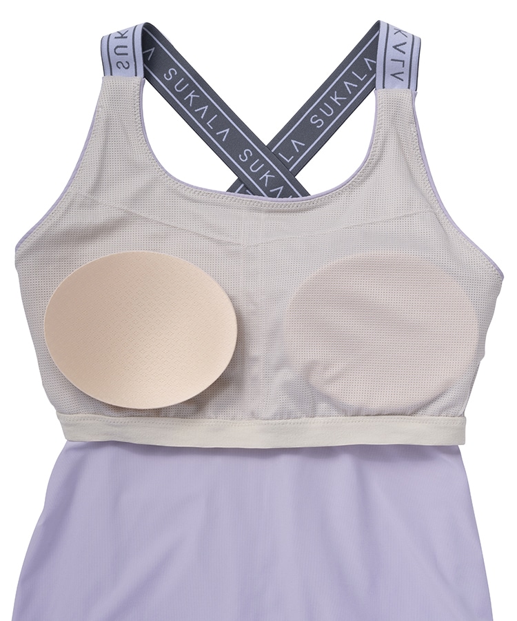 ペールイエロー