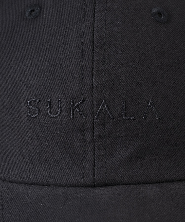 ライトベージュ