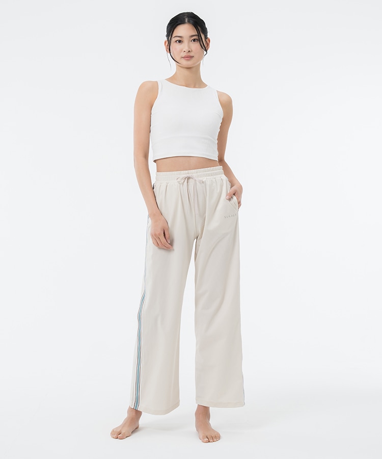 スモークネイビー