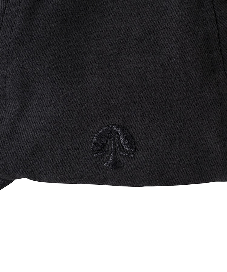 ライトベージュ