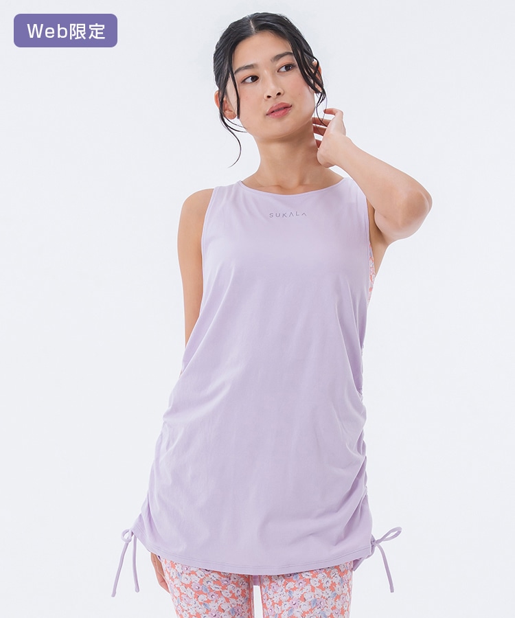 コーラルピンク